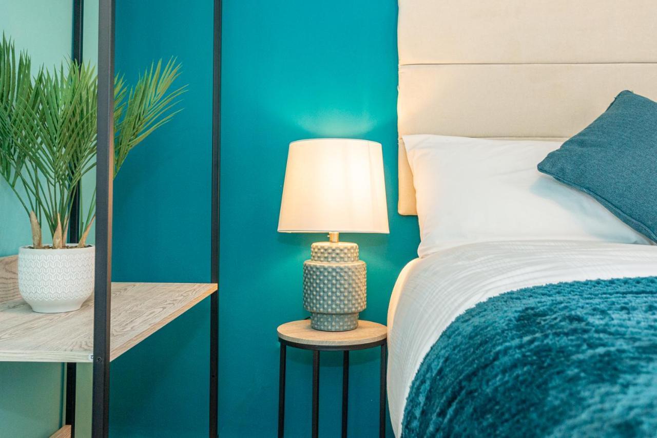 Oswalds House With Free Parking Ideal For Contractors And Families Newcastle upon Tyne