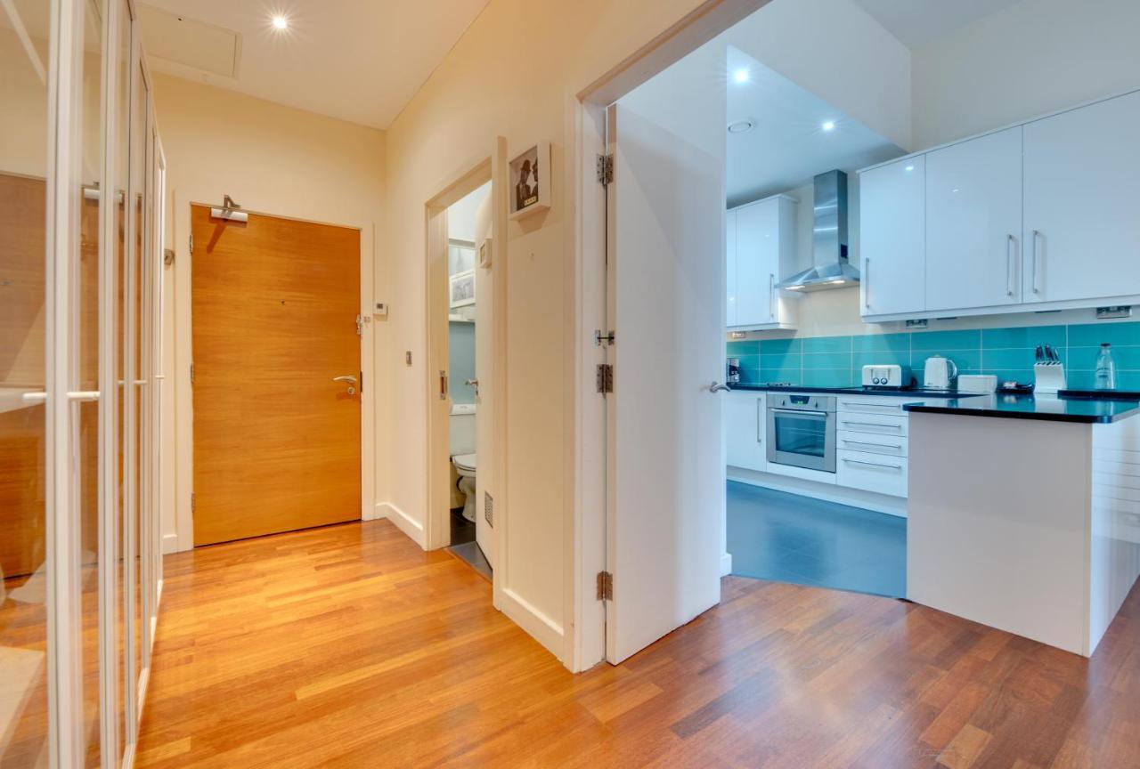 Apartment Crown 3b By Week2week Newcastle upon Tyne