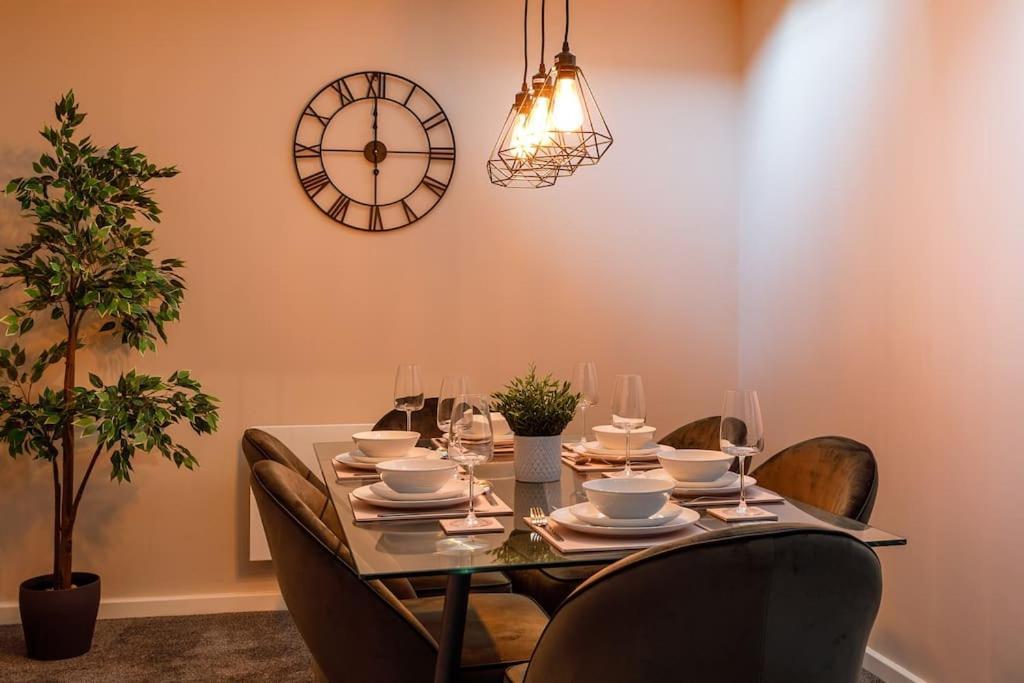 Stylish Duplex 5 Min From Centre Apartment