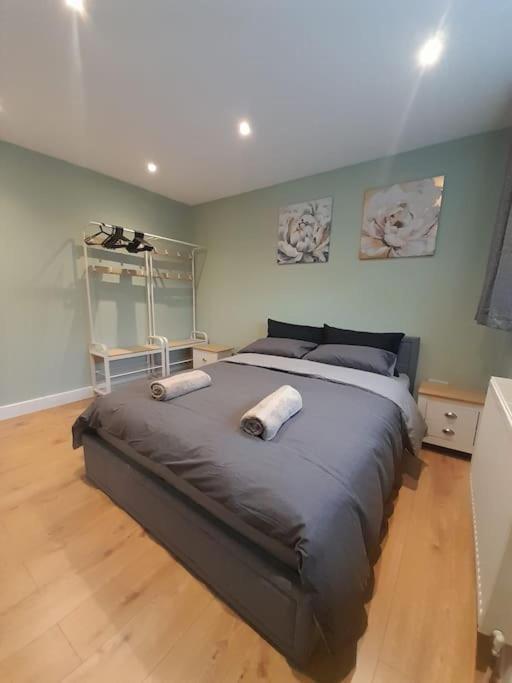 2 Bed Apartment, Near St Park, Free Parking Apartment Newcastle upon Tyne