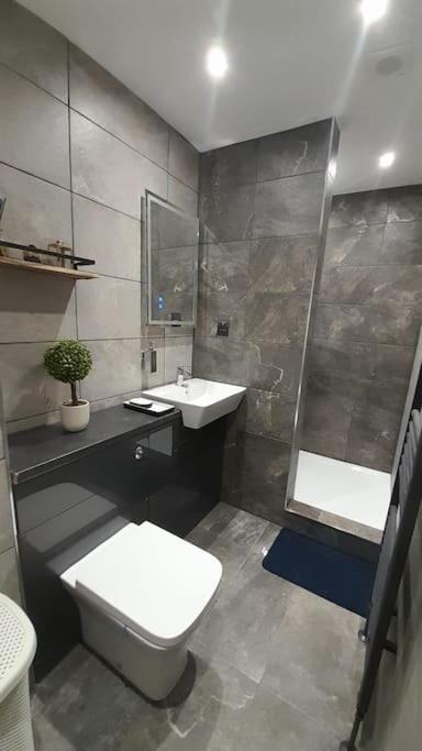 Apartment 2 Bed Apartment, Near St Park, Free Parking Newcastle upon Tyne