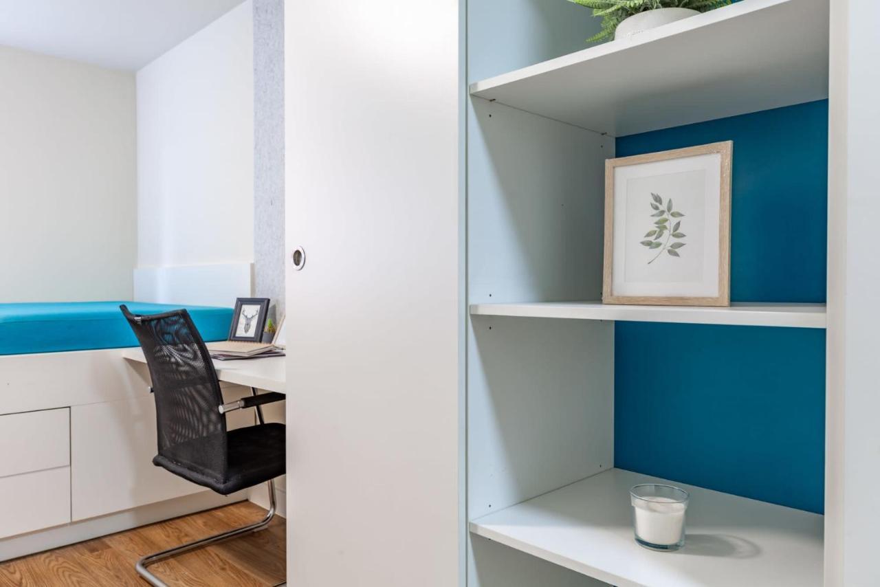 For Student Only Classic Studio At The Glassworks Near City Centre Apartment