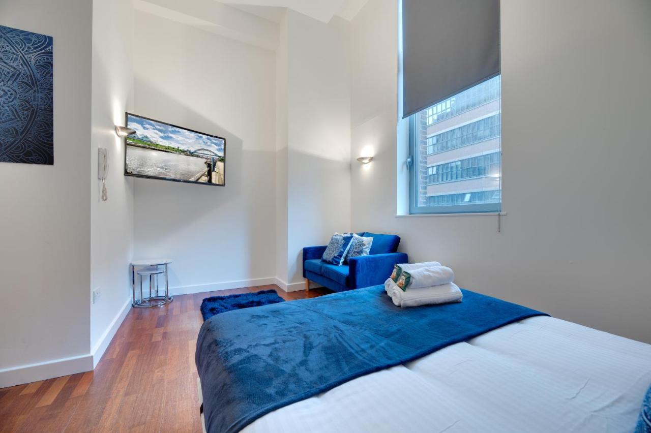 Crown 1b By Week2week Apartment Newcastle upon Tyne