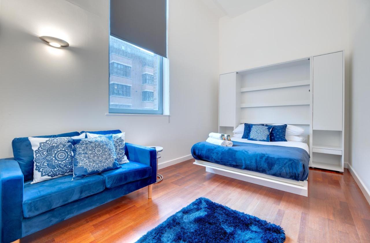 Crown 1b By Week2week Apartment Newcastle upon Tyne