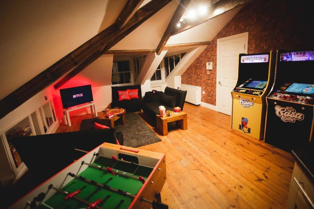 Apartment Games And Movies Lounge 7 Bed Centre *