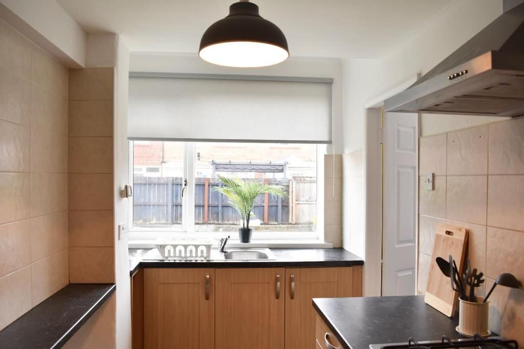 Large Comfortable - * Newcastle upon Tyne