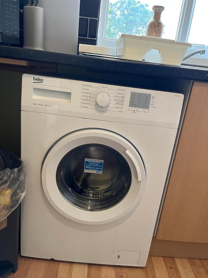 2 Bedroom Apartment, 5 Minutes From Centre