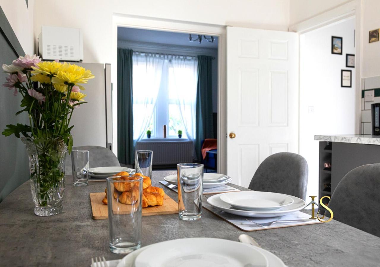 Luke - Belle Grove West Apartment *