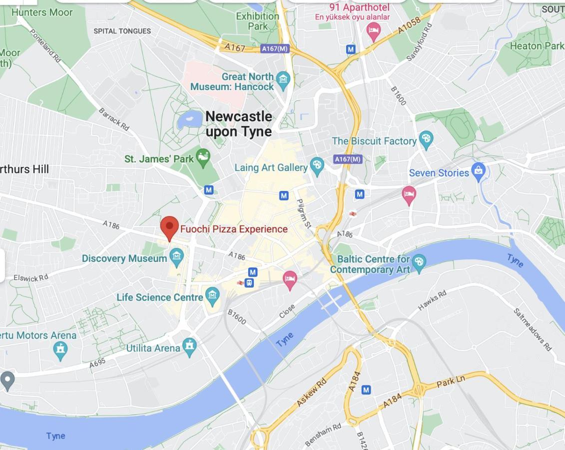 Lovely 5 Minute Walk From City Centre *