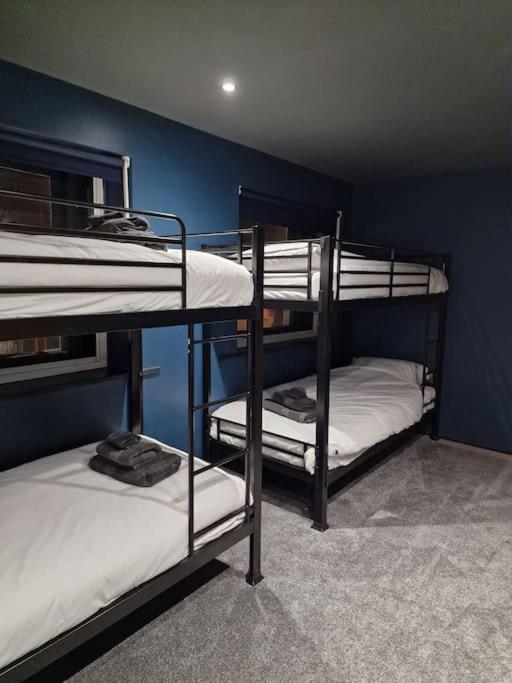 Luxury Apartment, Sleeps 8 Newcastle upon Tyne