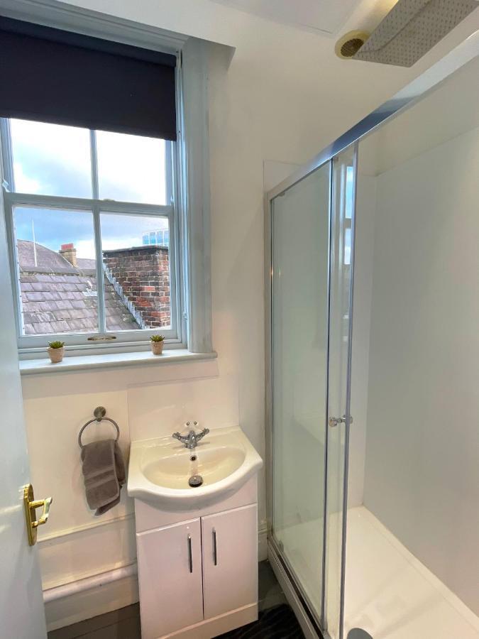Apartment Elegant In Center By Hnfc Newcastle upon Tyne