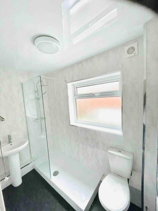 Apartment Spacious 2 Bedroom