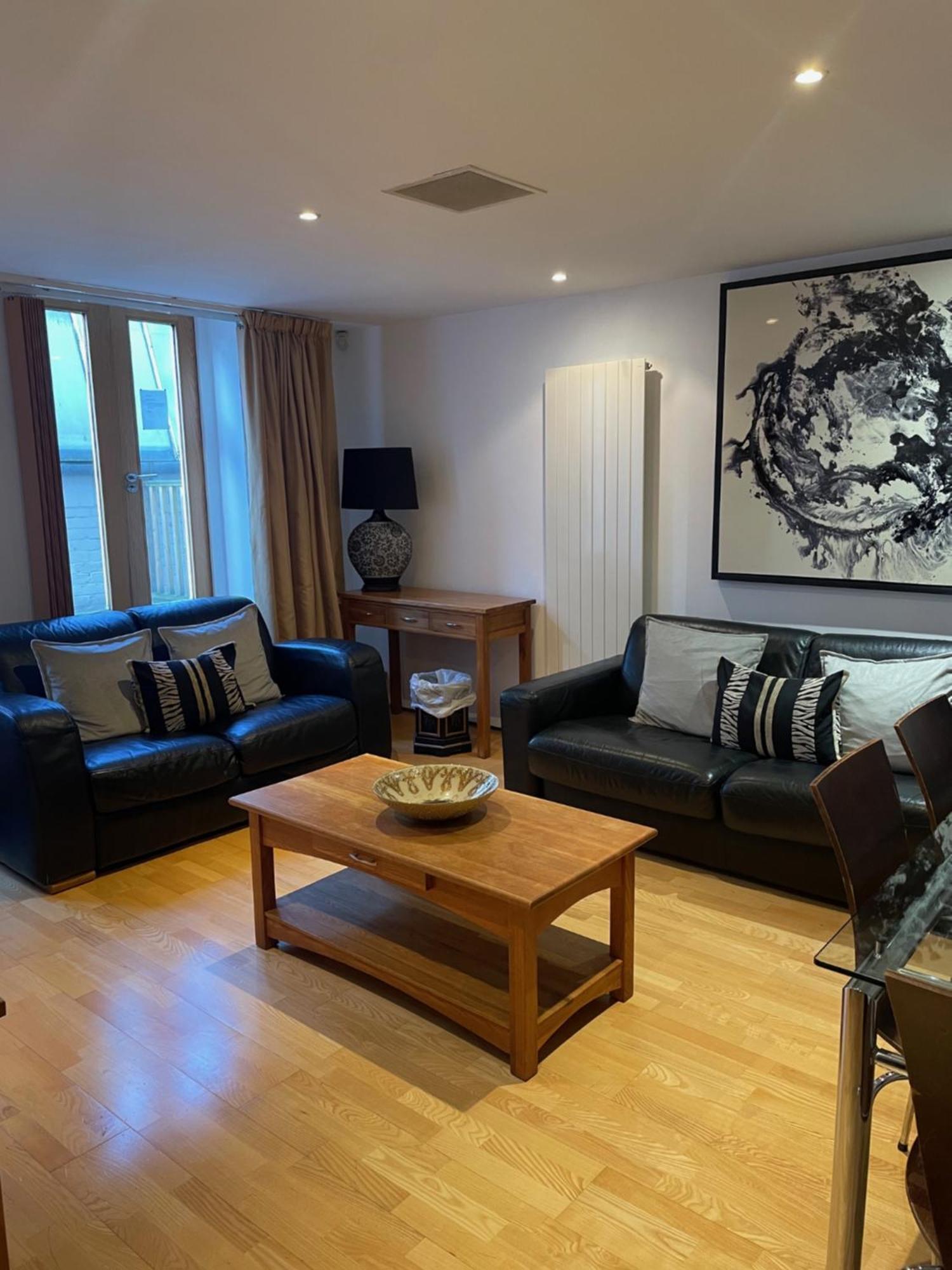 93a Grey Street