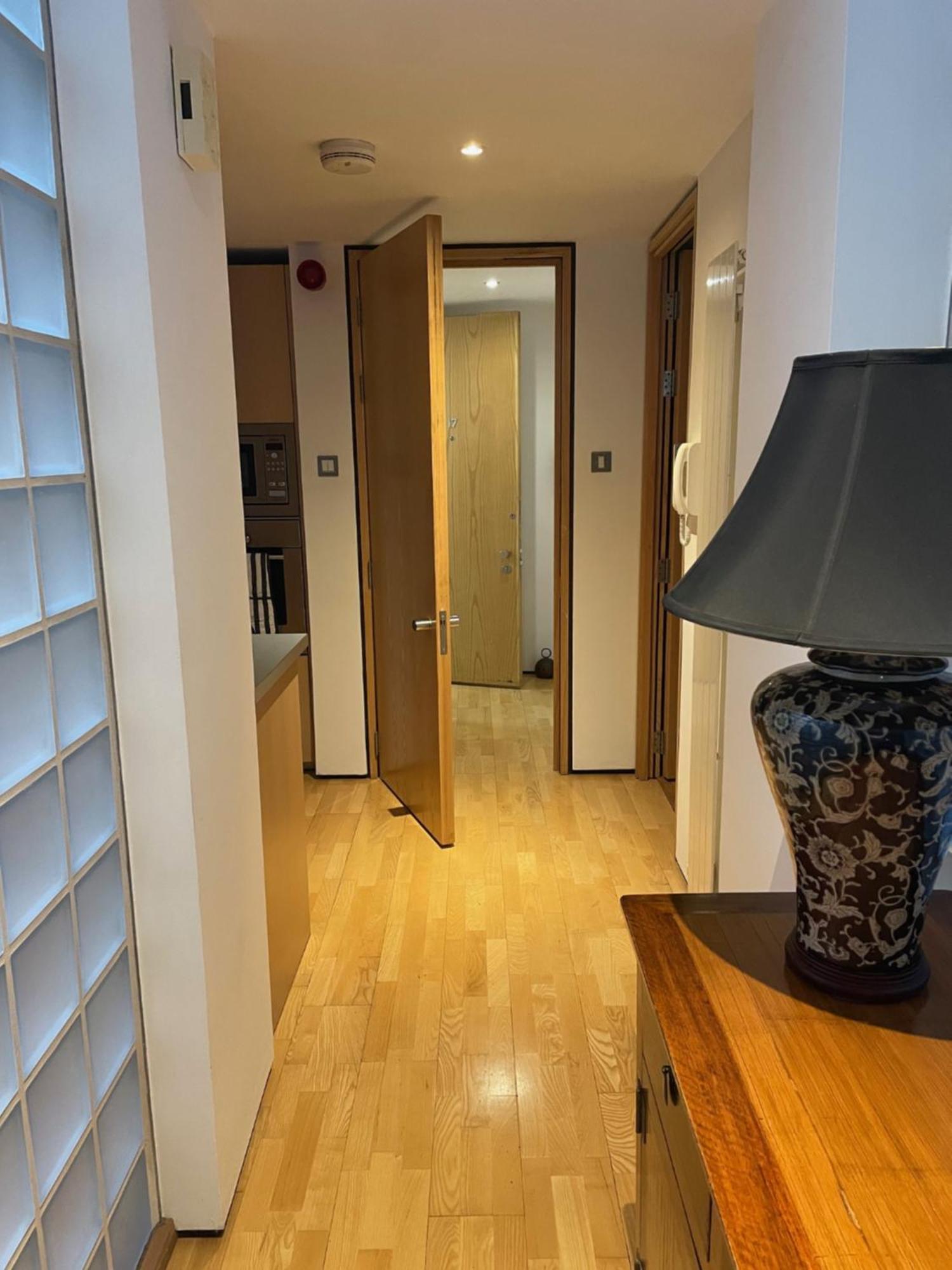 Apartment 93a Grey Street *