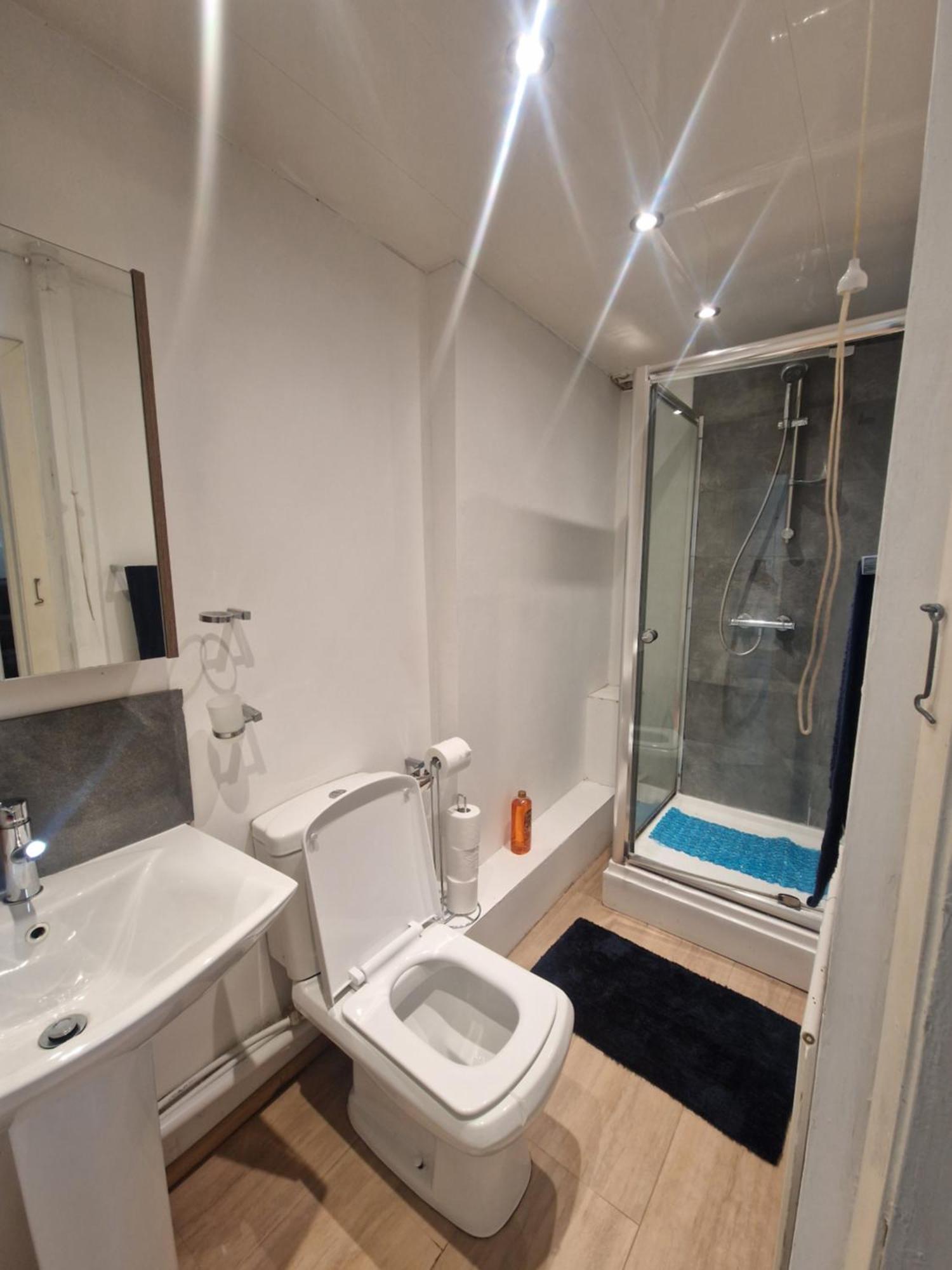 Primos Executive - 2 Bedroom House In Wallsend Apartment *