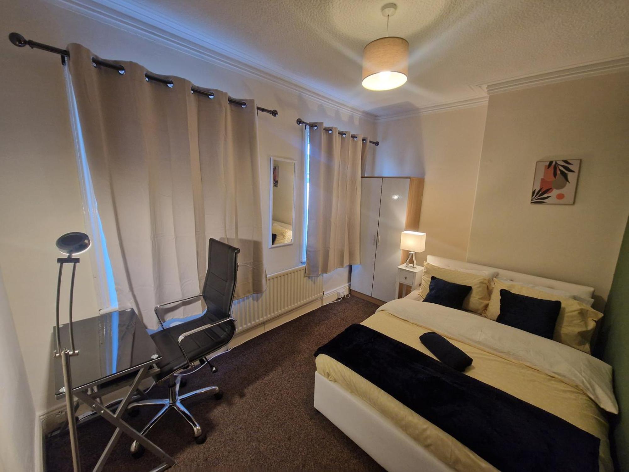 Primos Executive - 2 Bedroom House In Wallsend Apartment *