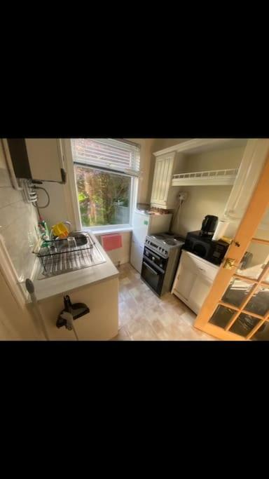 2 Bed Full House With Private Summer Garden * Newcastle upon Tyne