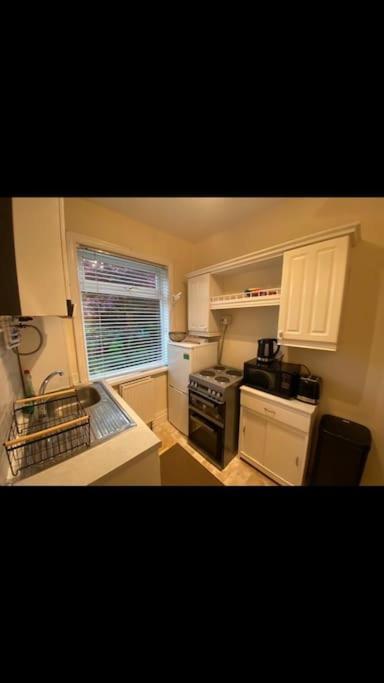 Apartment 2 Bed Full House With Private Summer Garden