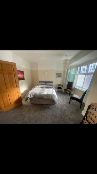 Apartment 2 Bed Full House With Private Summer Garden