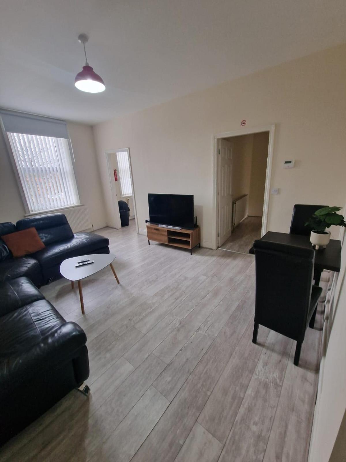 Laluna One Bedroom Apartment