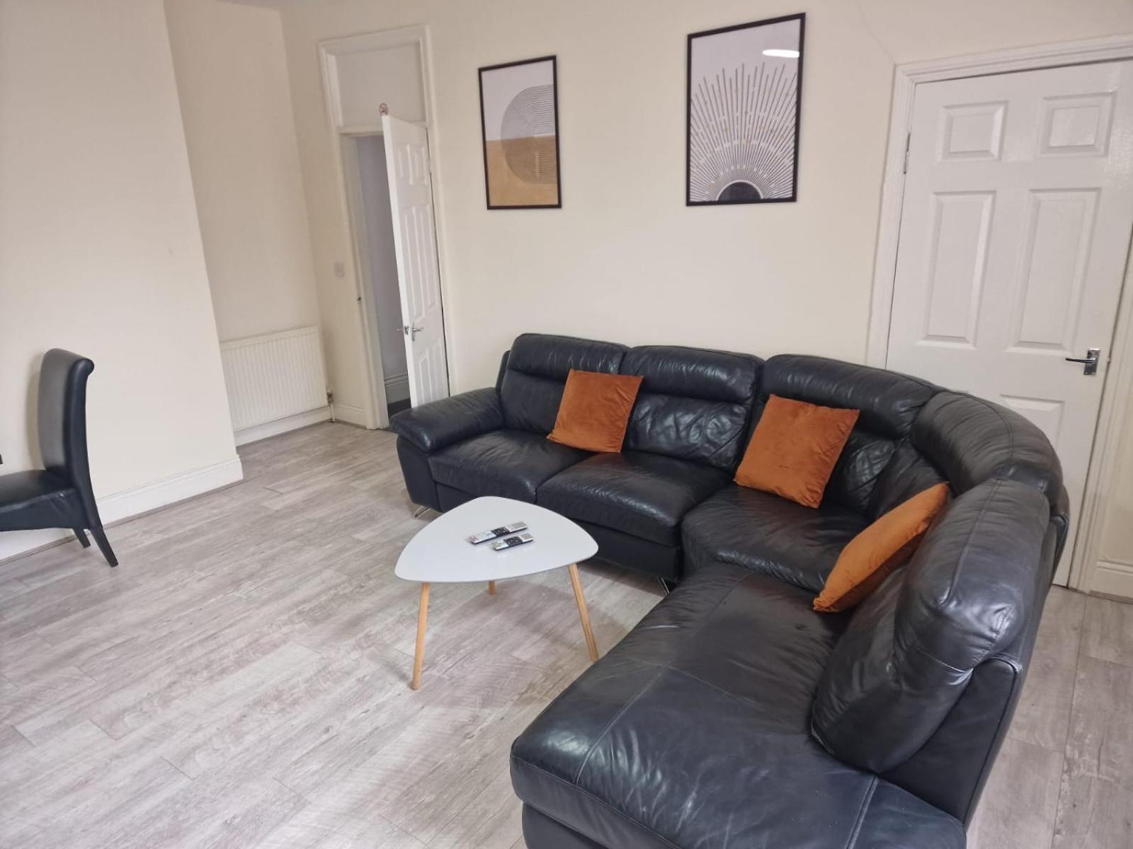 Laluna One Bedroom Apartment Newcastle upon Tyne