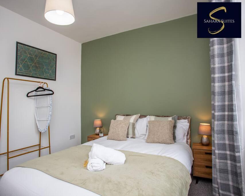Monthly Escape - Cosy & - 3bed - Leisure & Business - Parking - Near A1 & A19