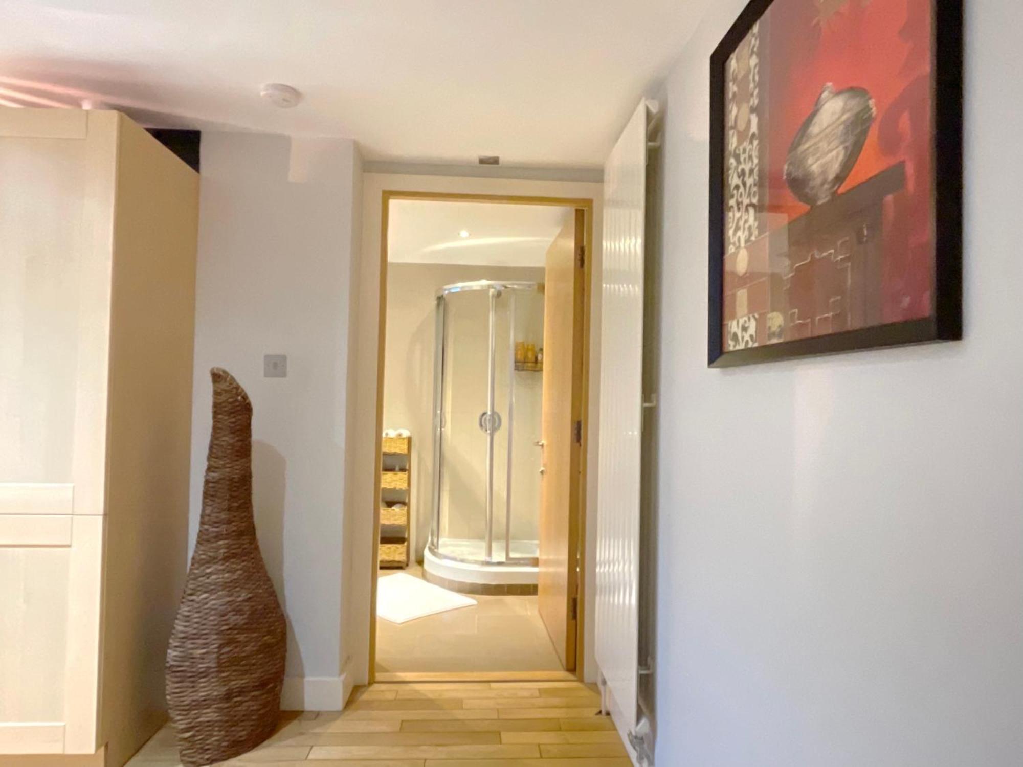 93a Grey Street