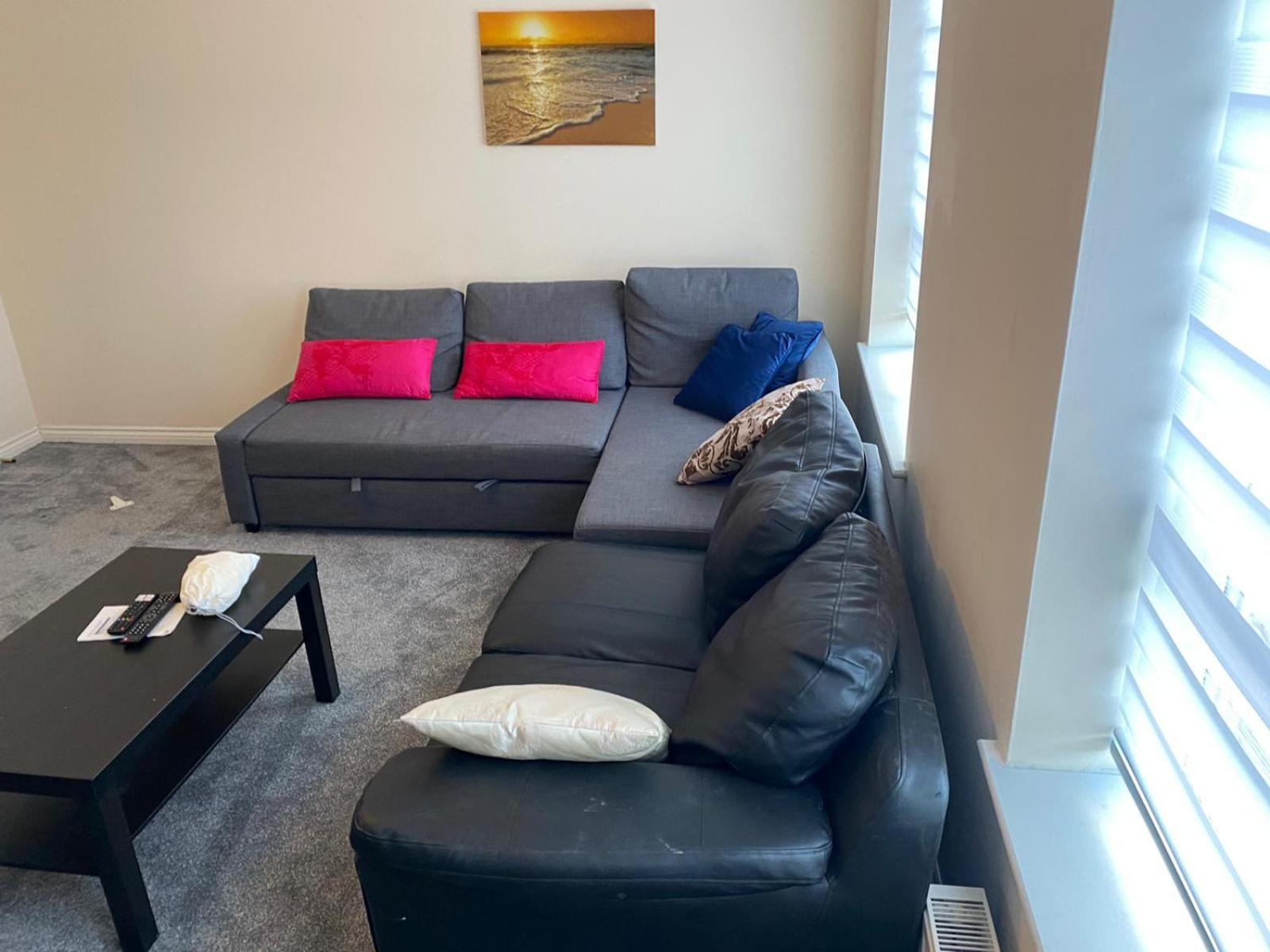 Apartment Cheerful 4 Bedroom Townhouse With Free Parking *