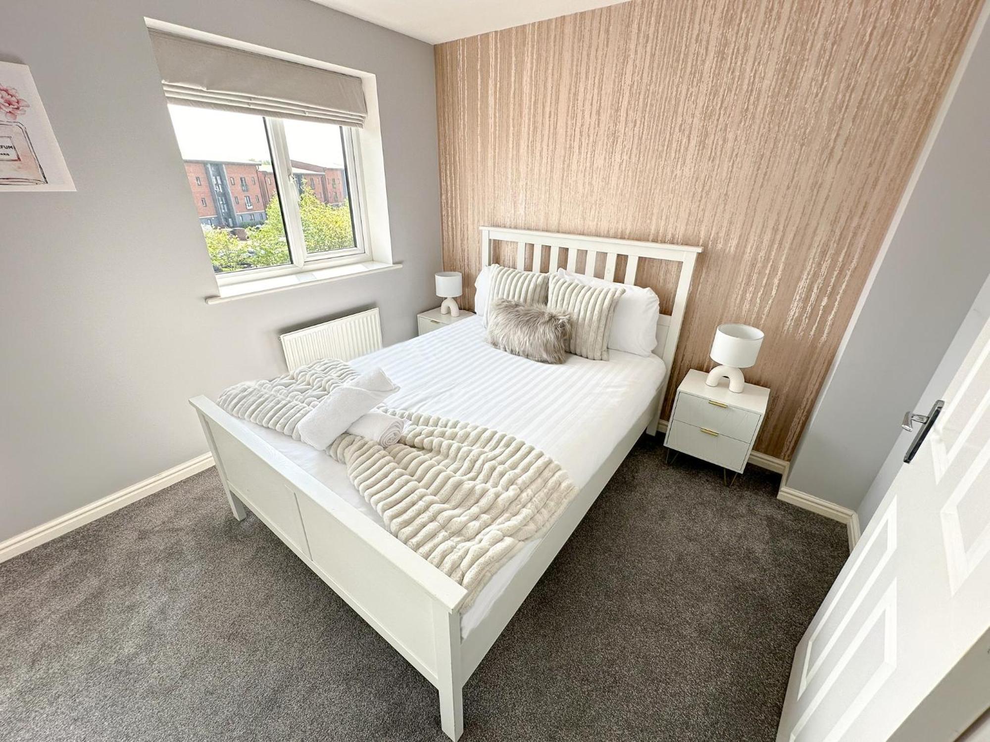 Luxury 4 Bed House - Free Parking - Contractors - Relocators Apartment Newcastle upon Tyne