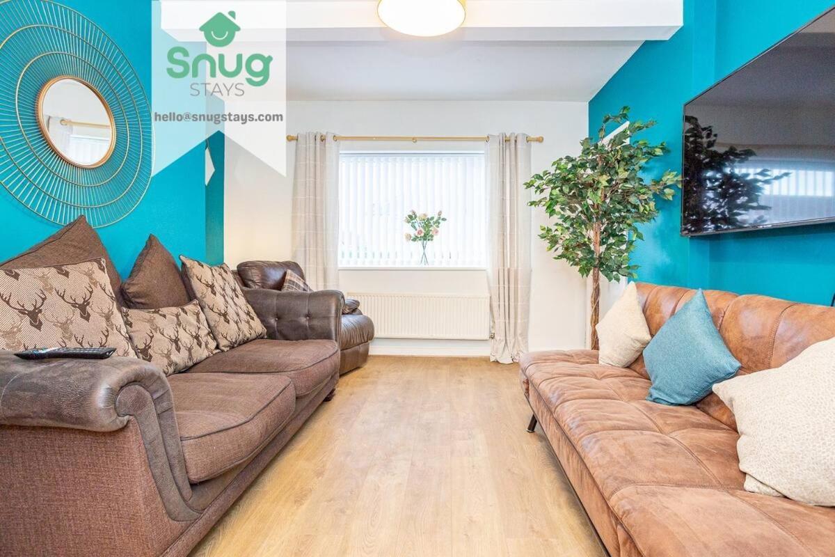 Oswalds House With Free Parking Ideal For Contractors And Families Holiday home Newcastle upon Tyne