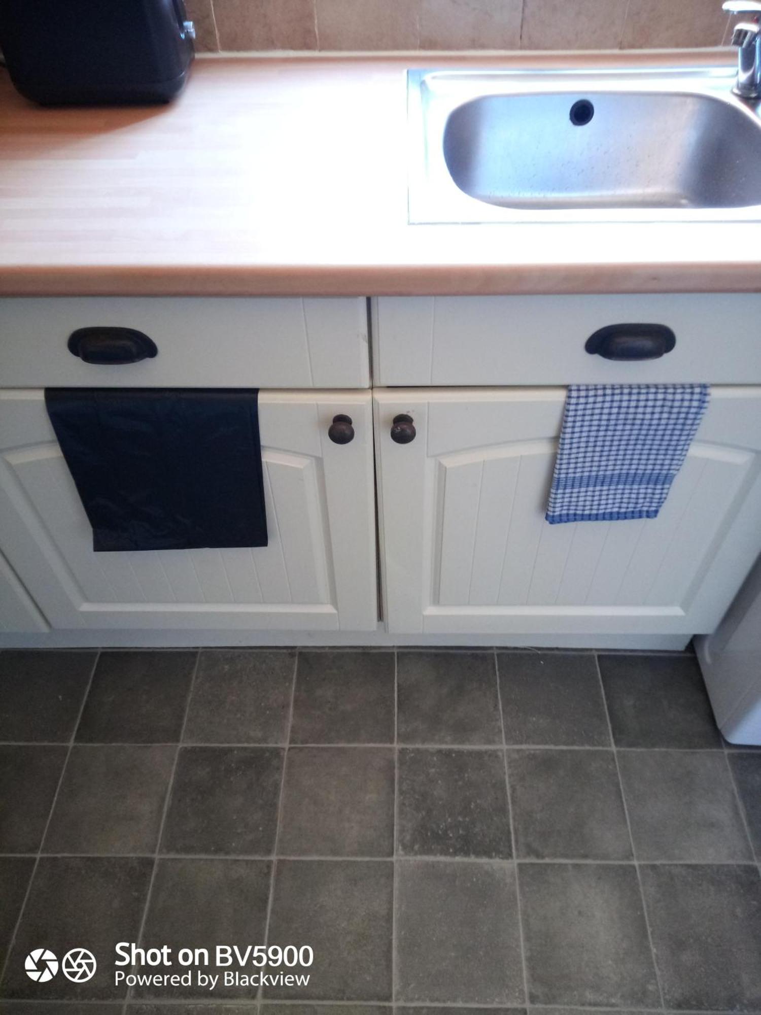 Ovington Grove 1 Free Parking Fully Equipped Kitchen 3 Bedrooms Netflix Apartment Newcastle upon Tyne
