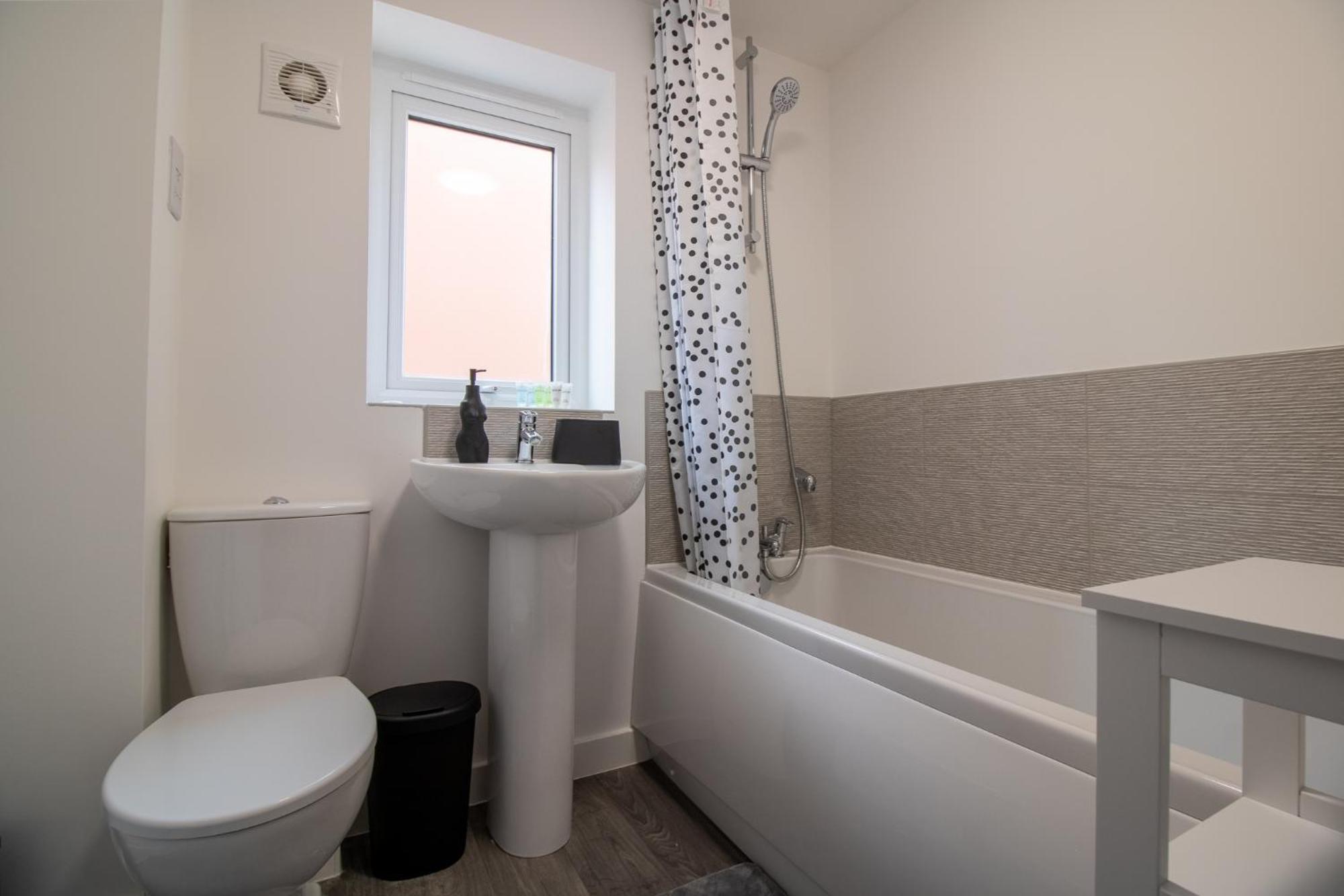 Great Prices On Short And Long Term Newcastle upon Tyne