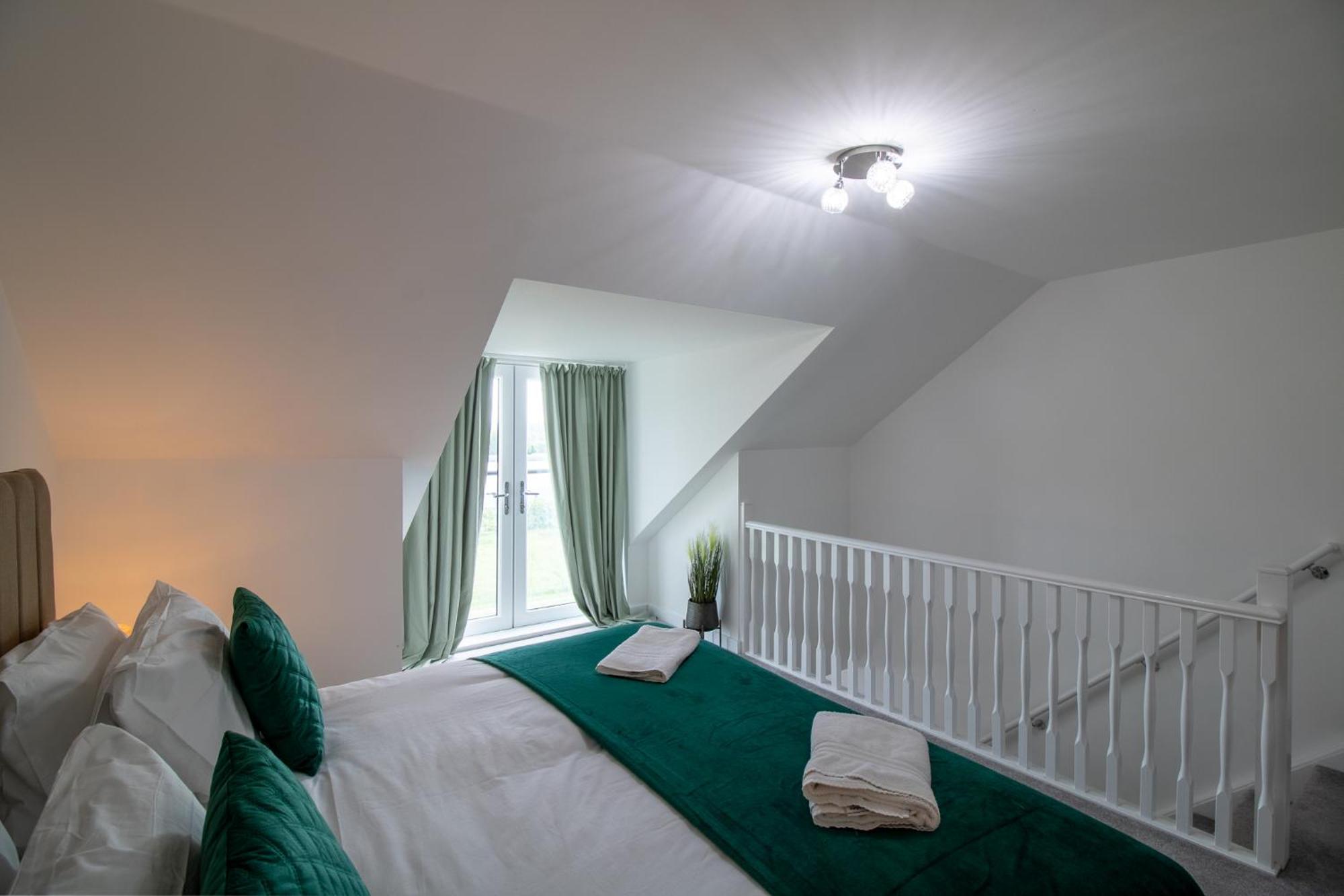 Great Prices On Short And Long Term * Newcastle upon Tyne