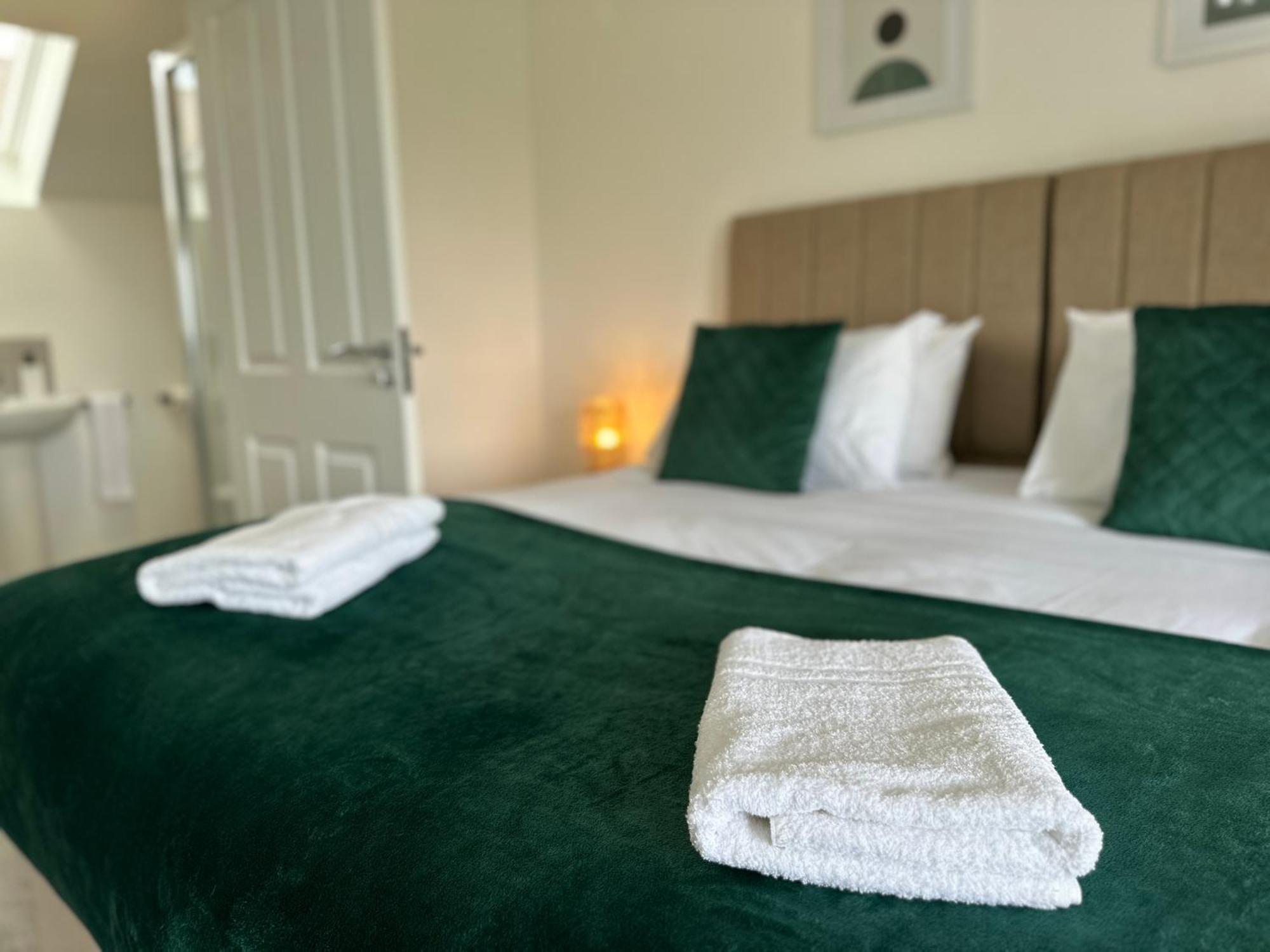 Apartment Great Prices On Short And Long Term Newcastle upon Tyne