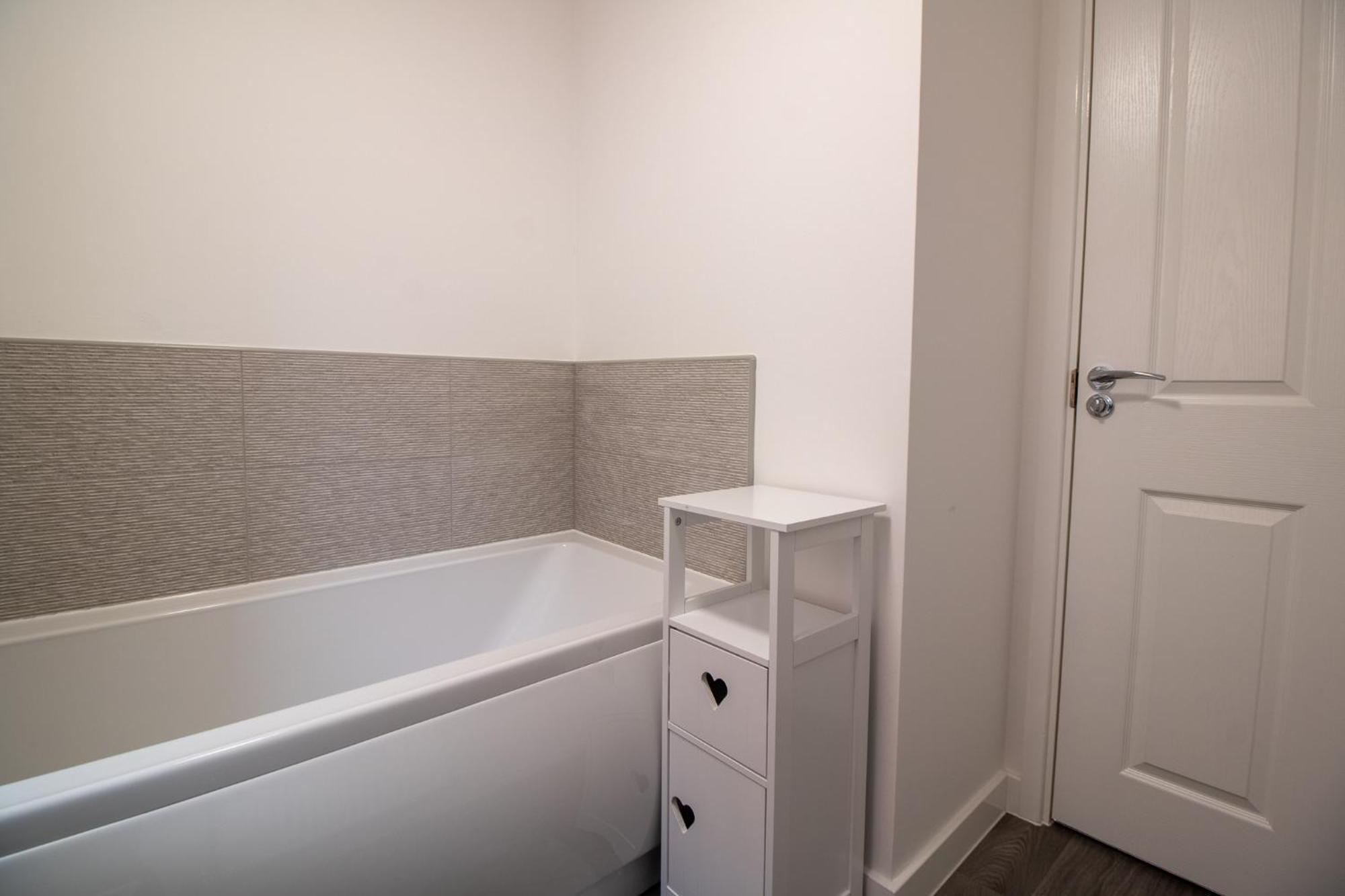 Great Prices On Short And Long Term * Newcastle upon Tyne
