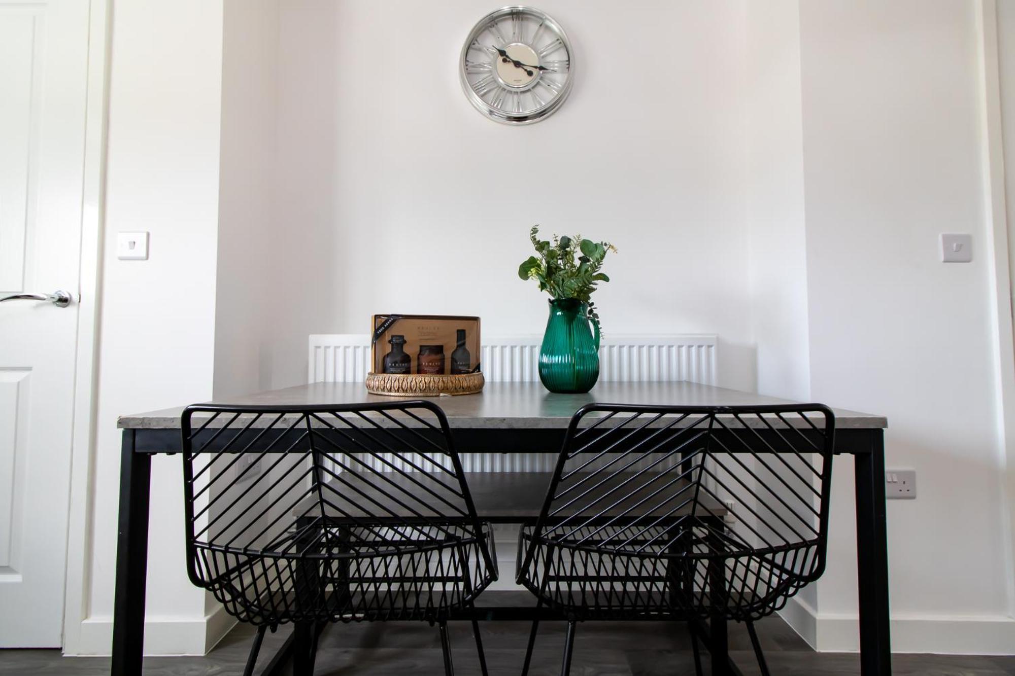 Apartment Great Prices On Short And Long Term