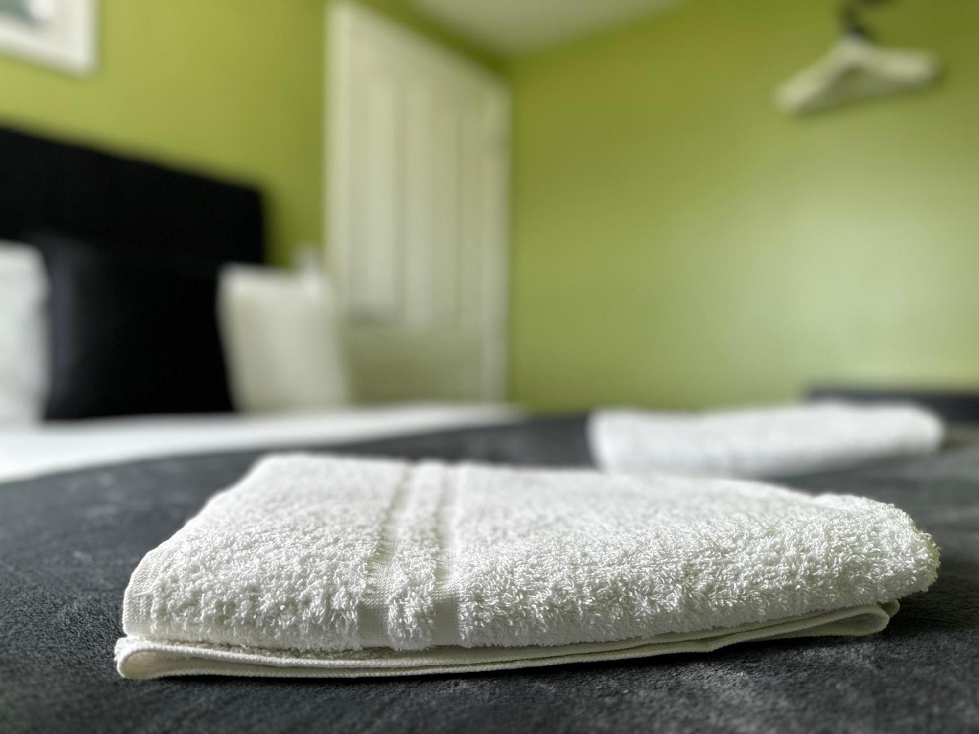 Apartment Great Prices On Short And Long Term *