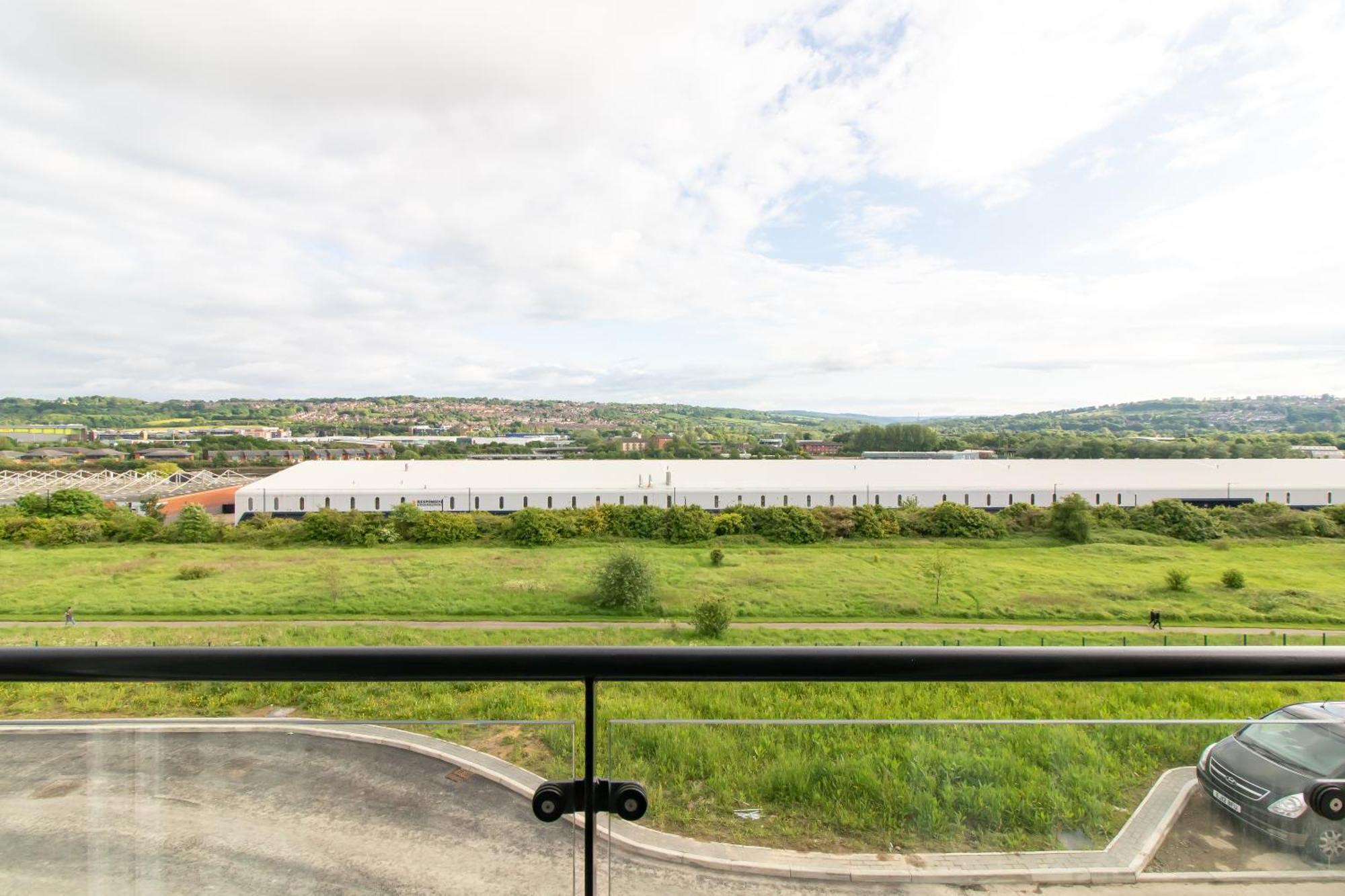 Apartment Great Prices On Short And Long Term Newcastle upon Tyne