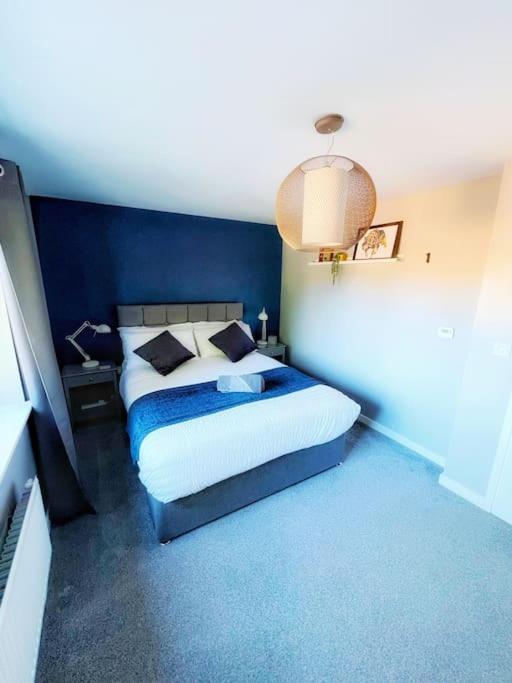 Comfy Modern 3br Semi Detached 400mb Wifi Free Double Parking Holiday home