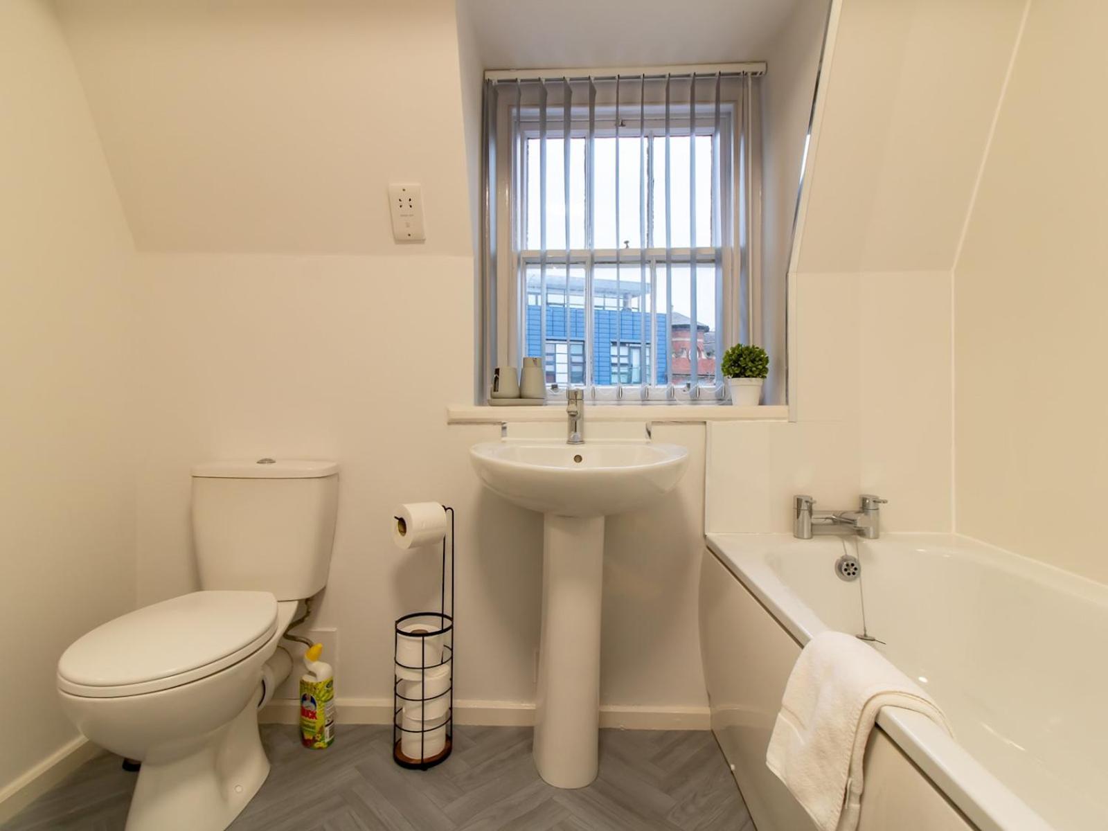 Stylish Maisonette Pass The Keys *