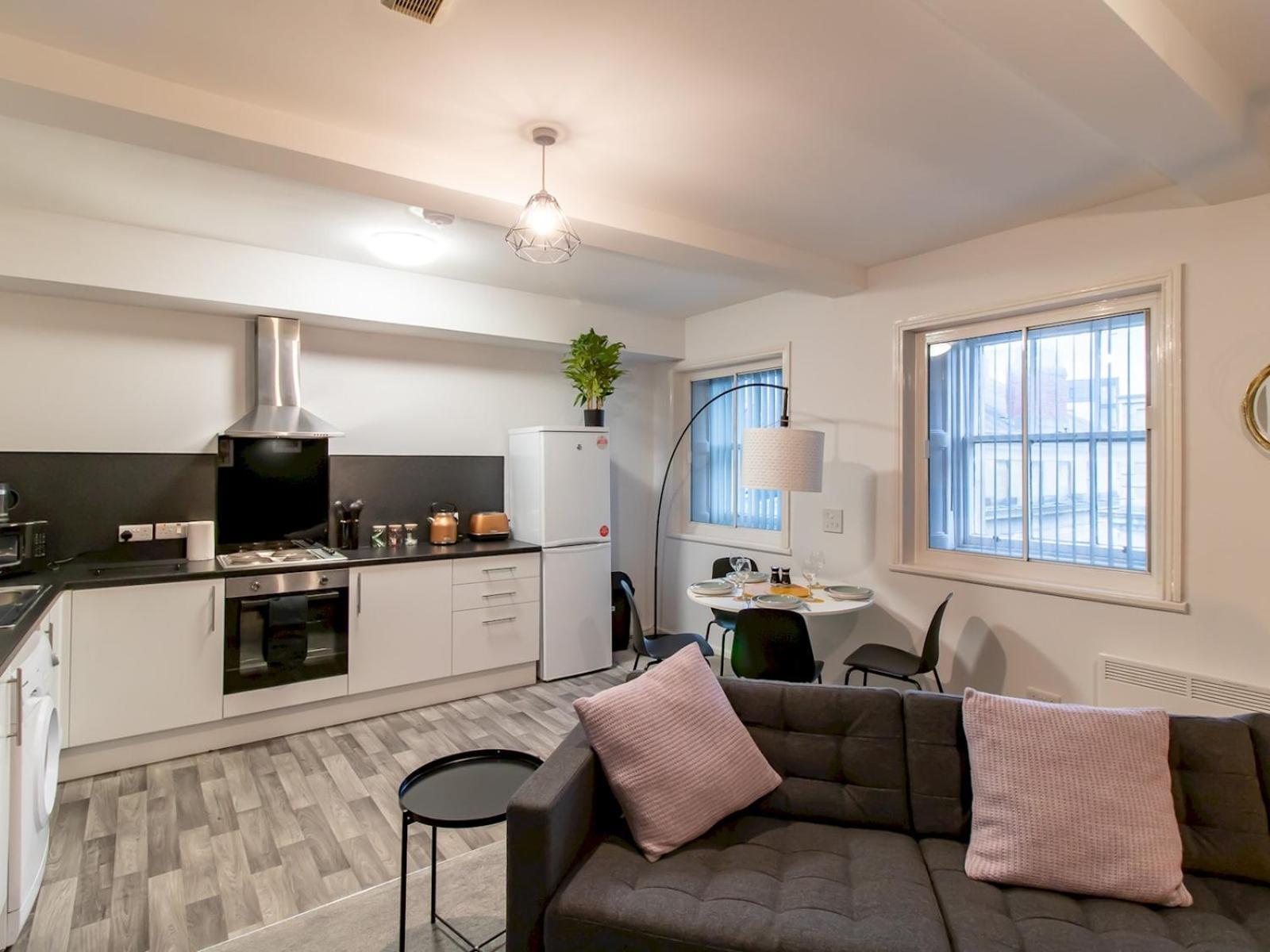 Apartment Stylish Maisonette Pass The Keys *