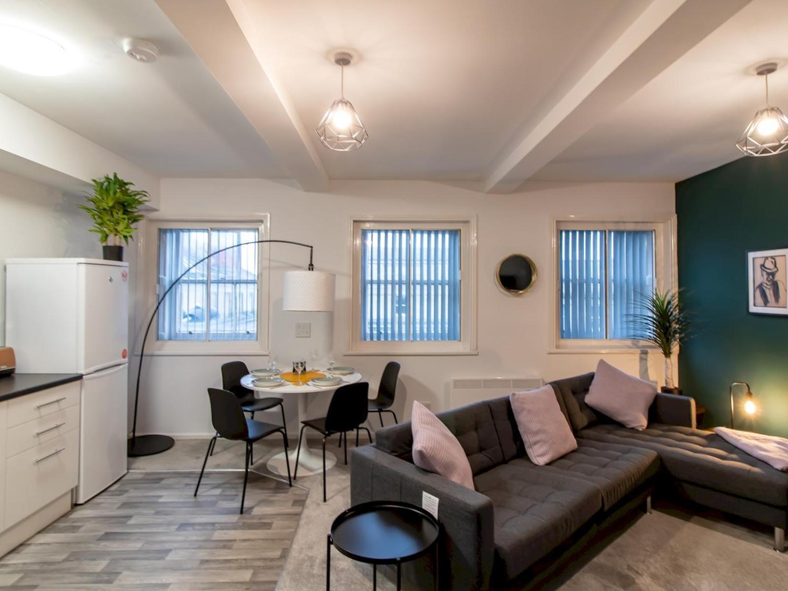 Apartment Stylish Maisonette Pass The Keys Newcastle upon Tyne