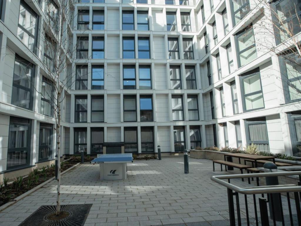 Stylish Ensuite Bedrooms With Private Bathroom And Fully-equipped At Market House In Apartment Newcastle upon Tyne