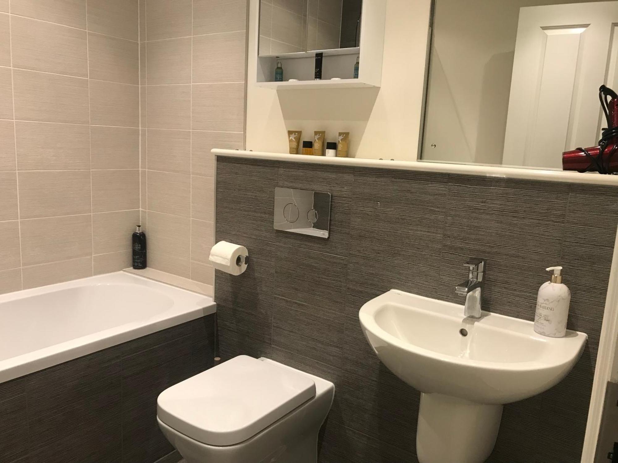 Queen Street Quayside Apartment, Ne1 Grade 2 Listed Apartment