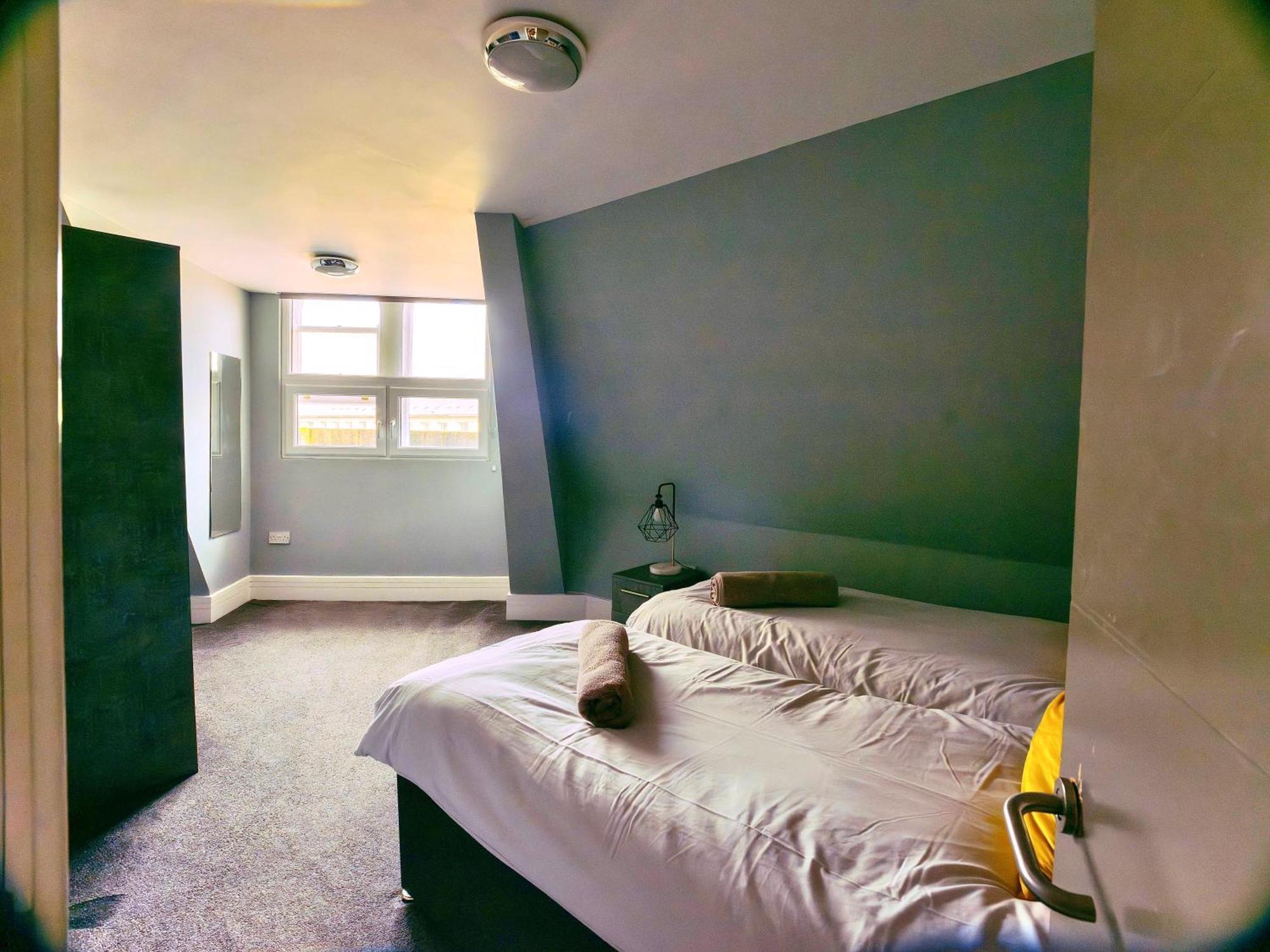 Apartment 2 Bedroom In The Heart Of - Spacious - Sleeps 8 Newcastle upon Tyne