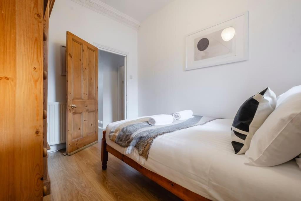 Cosy Flat,great Location&parking *