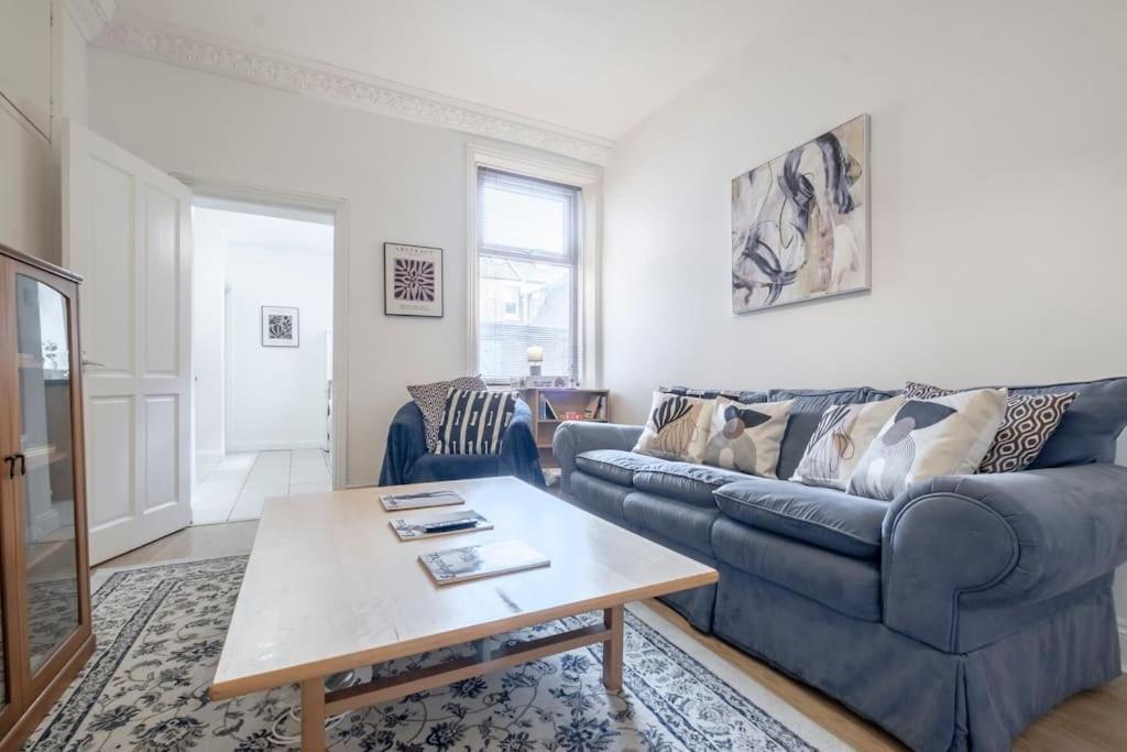 Cosy Flat,great Location&parking