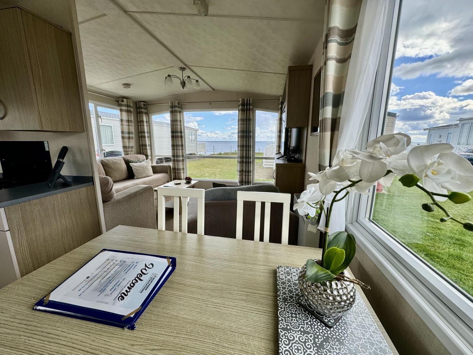 New Sea View Platinum Caravan With Huge Decking Campsite Newcastle upon Tyne
