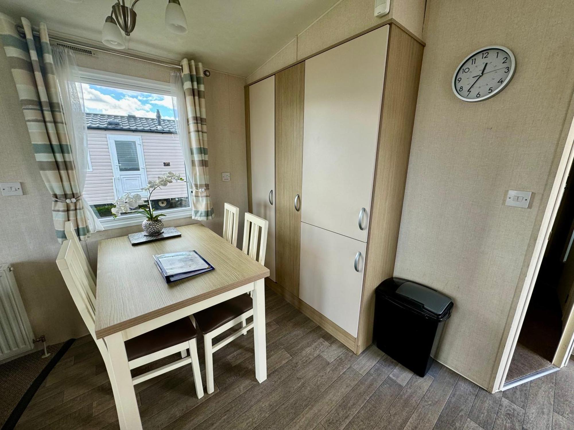 New Sea View Platinum Caravan With Huge Decking