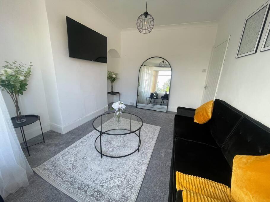 Three Bed, Fully Equipped Relaxation Paradise Holiday home Newcastle upon Tyne
